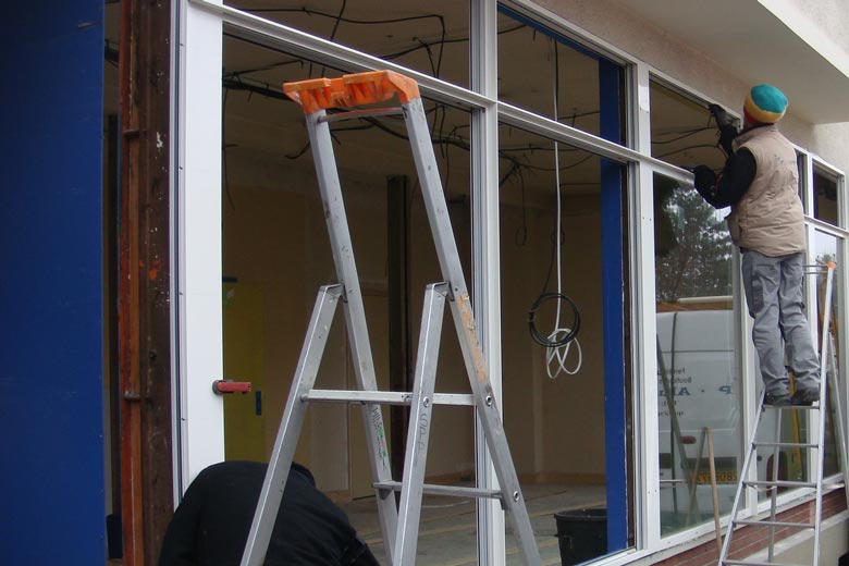 Chiffrage vitrine de magasin